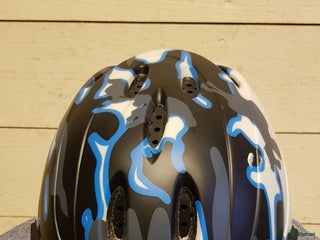 Hjälmar ryttarutrustning till salu: Flerfärgad ridhjälm, S i Nora - Annons 18