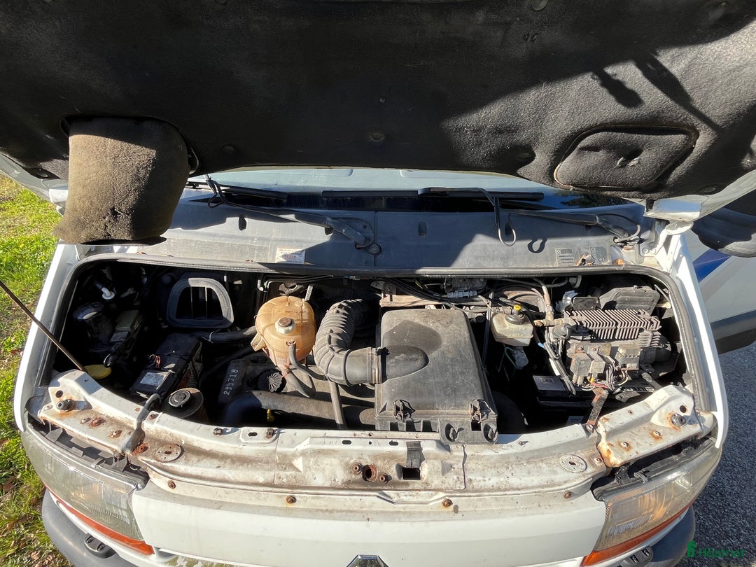 Hästlastbilar  fordon & transport till salu: Renault Master Dubbelhytt 6-sitsig i Tungelsta - Annons 16