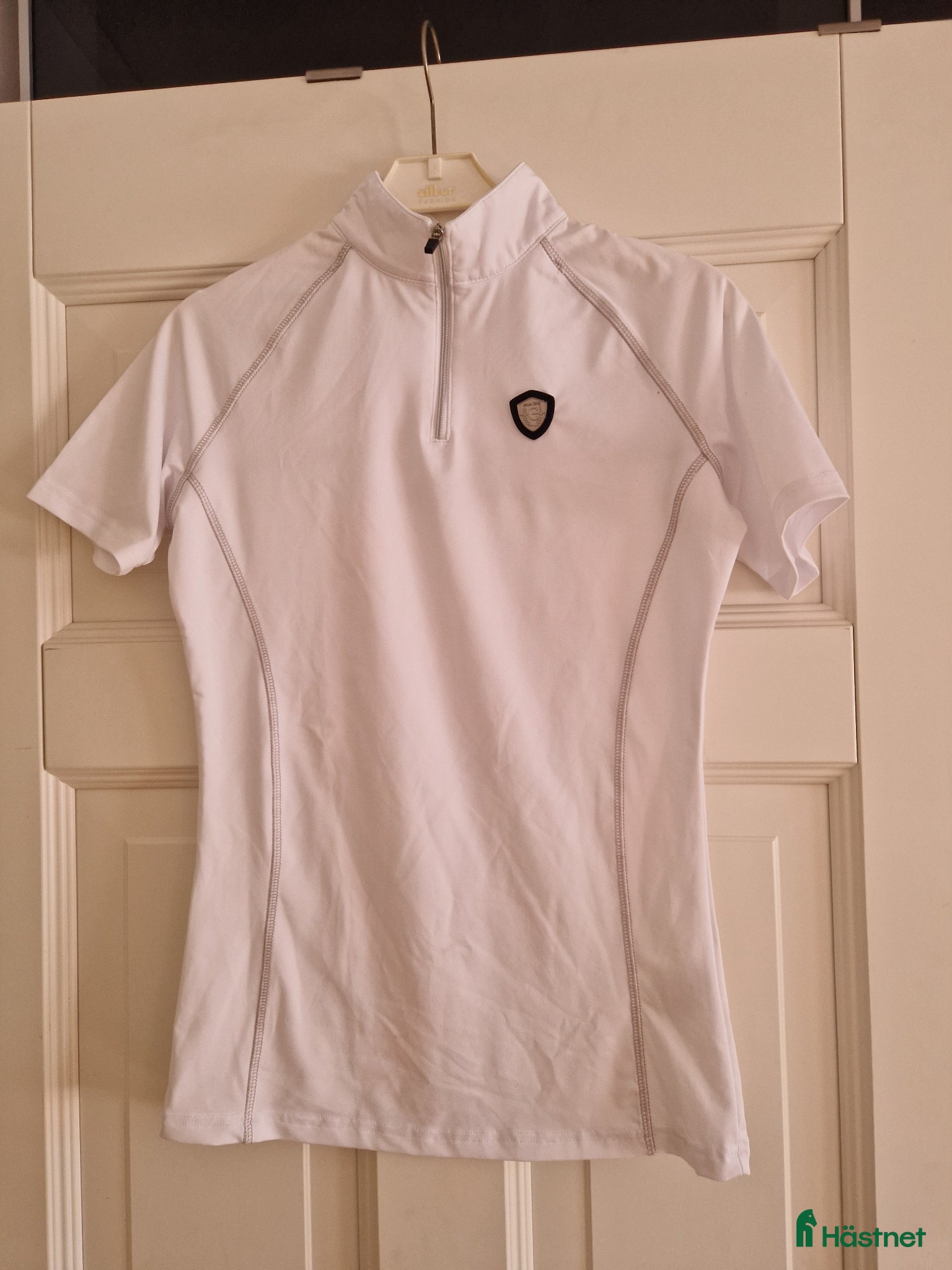 Övrigt Ridkläder ryttarutrustning till salu: Tävlingstopp - Annons 1