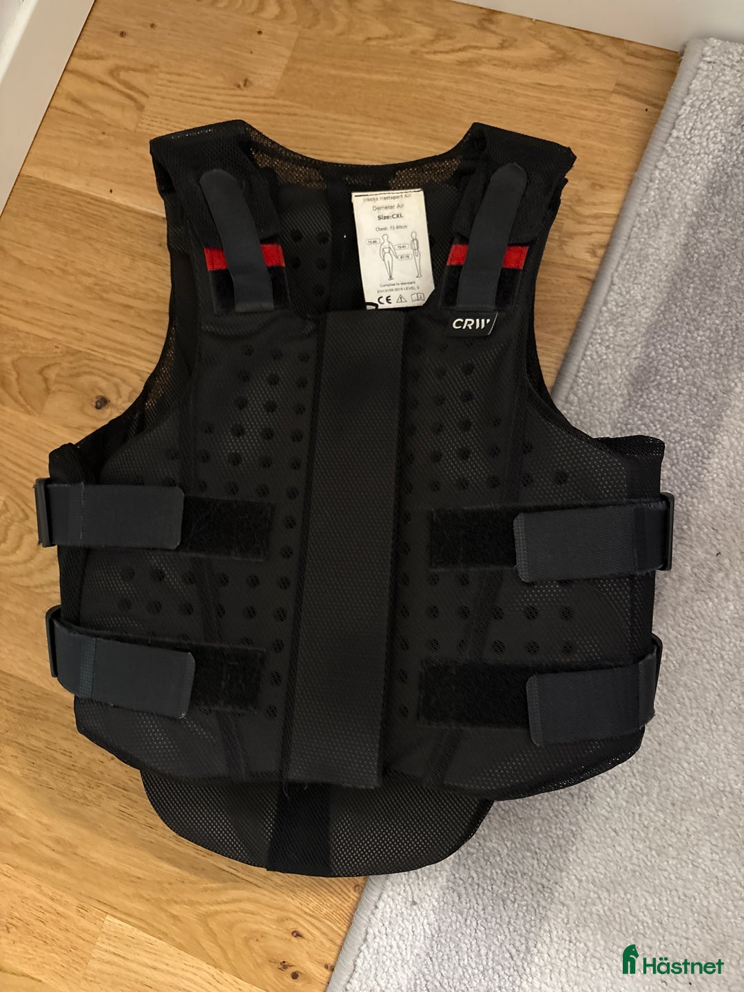Säkerhetsvästar ryttarutrustning till salu: Säkerhetsväst level 3 i Borås - Annons 1