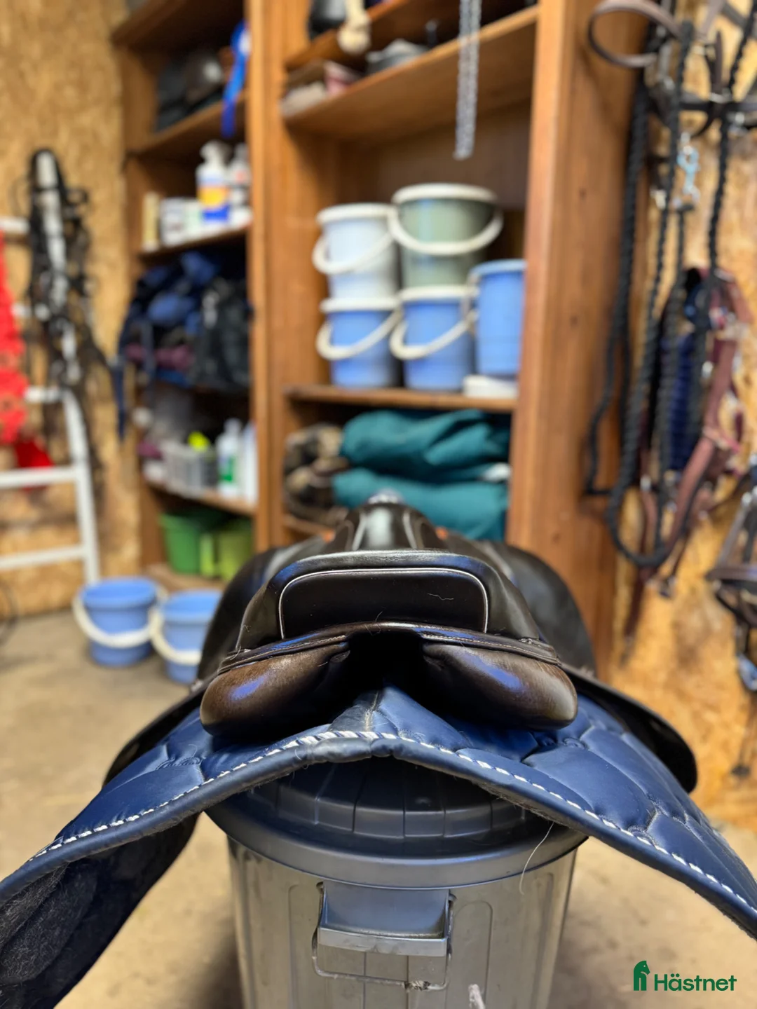 Sadlar hästutrustning till salu: Brun Lippo Allegria 17M i Jönköping - Annons 2