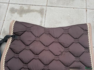 Schabrak & Vojlockar hästutrustning till salu: Snyggt ES schabrak i Genarp - Annons 4