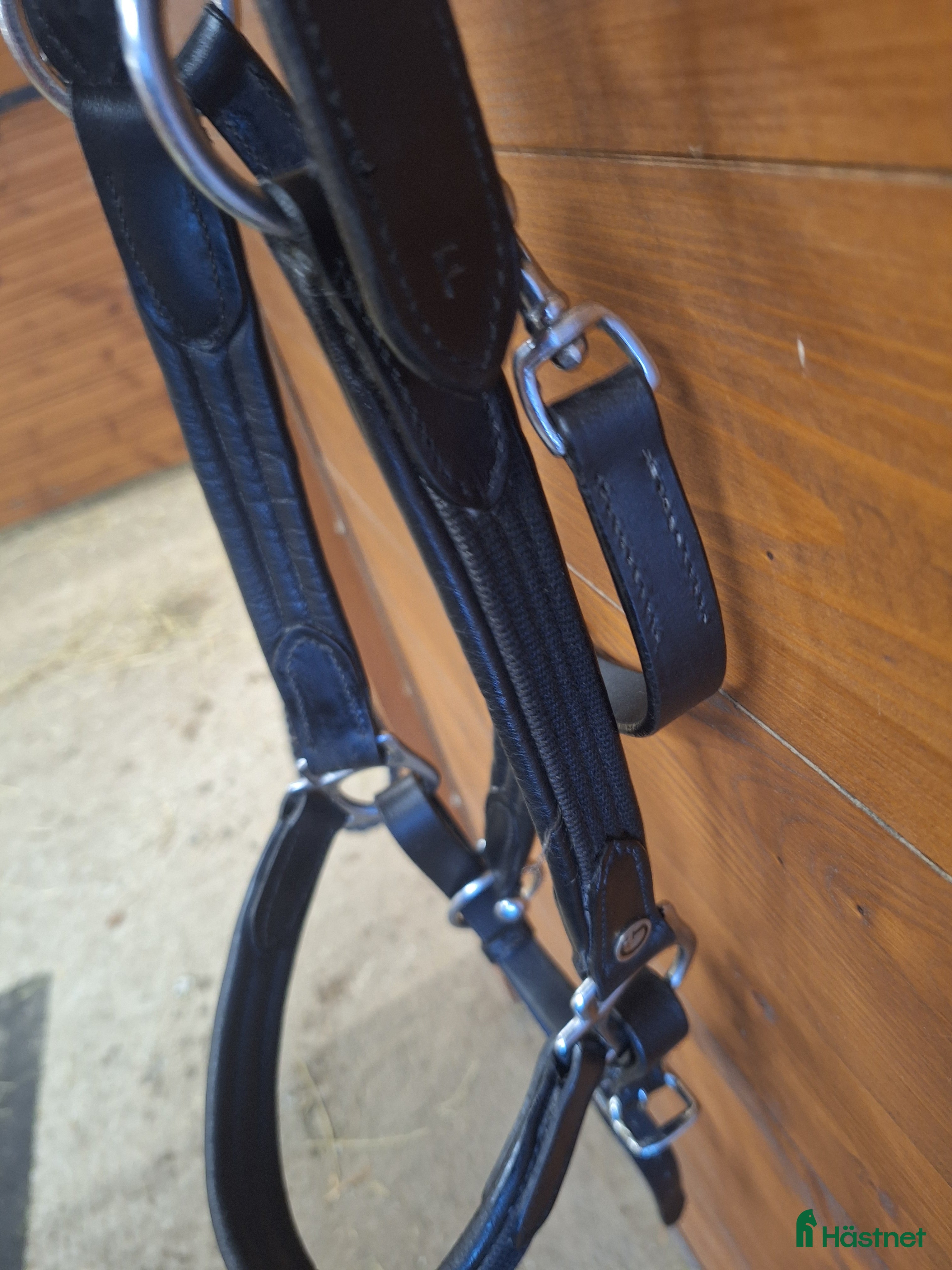 Övrig Hästutrustning hästutrustning till salu: lädergrimma strl Full i Vänersborg - Annons 4