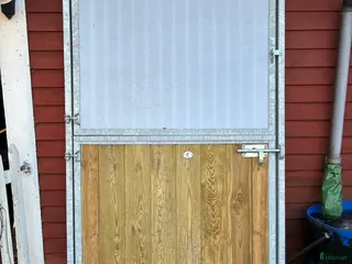 Stallinredning, stängsel & gård övrig utrustning till salu: Boxdörr för utomhusbruk - Annons 2
