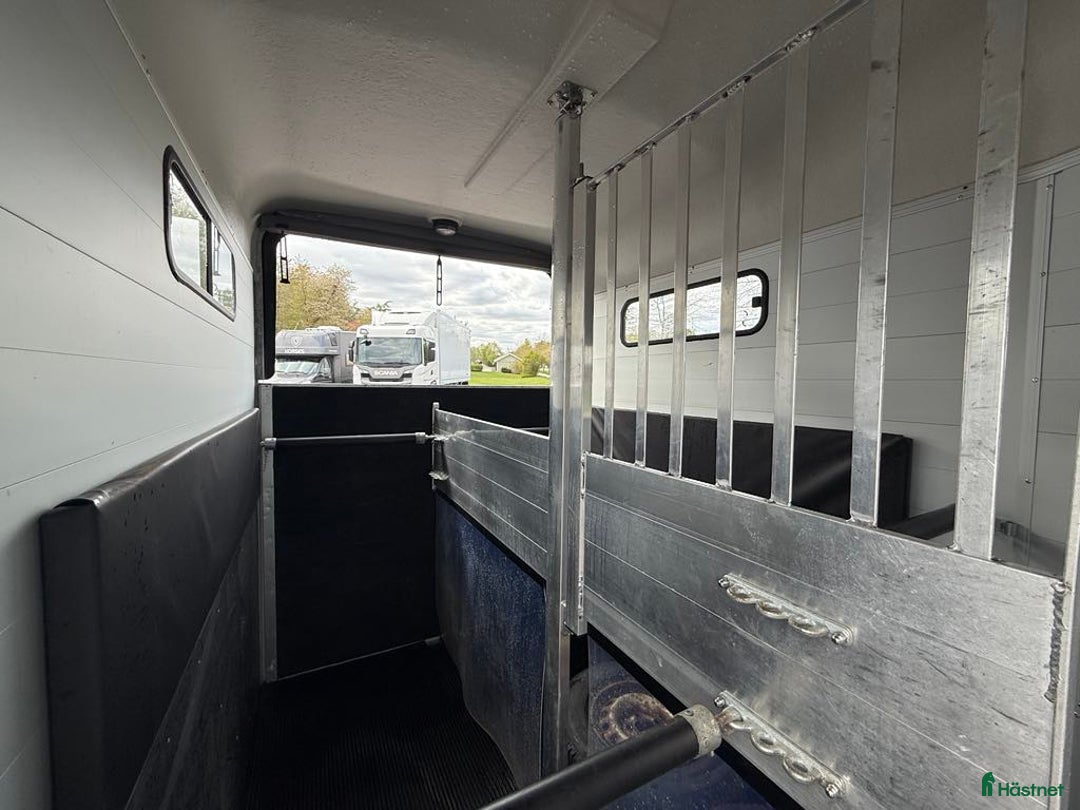 Hästtransporter  fordon & transport till salu: Fullutrustad Cheval Liberté Touring Country! i Köping - Annons 9