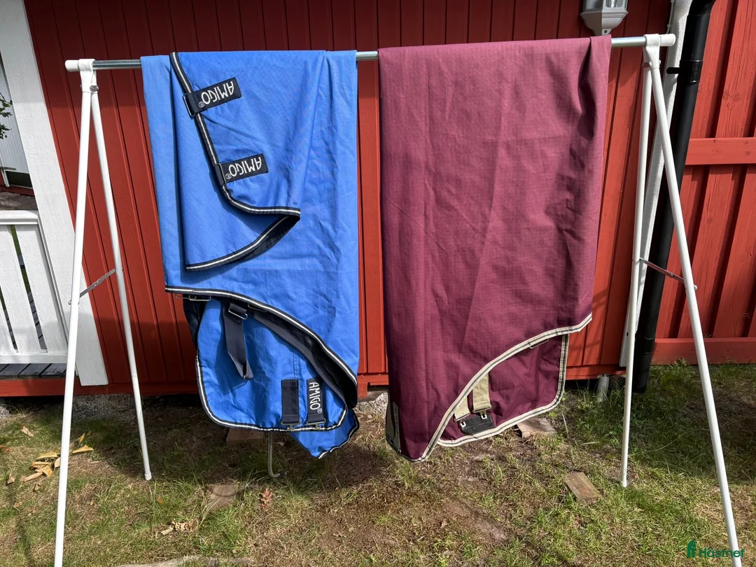 Täcken hästutrustning till salu: 18 täcken (stall-och utetäcken)  - Annons 1