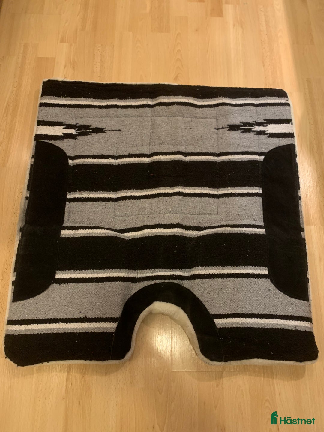 Sadeltillbehör hästutrustning till salu: Western pad i Säve - Annons 2