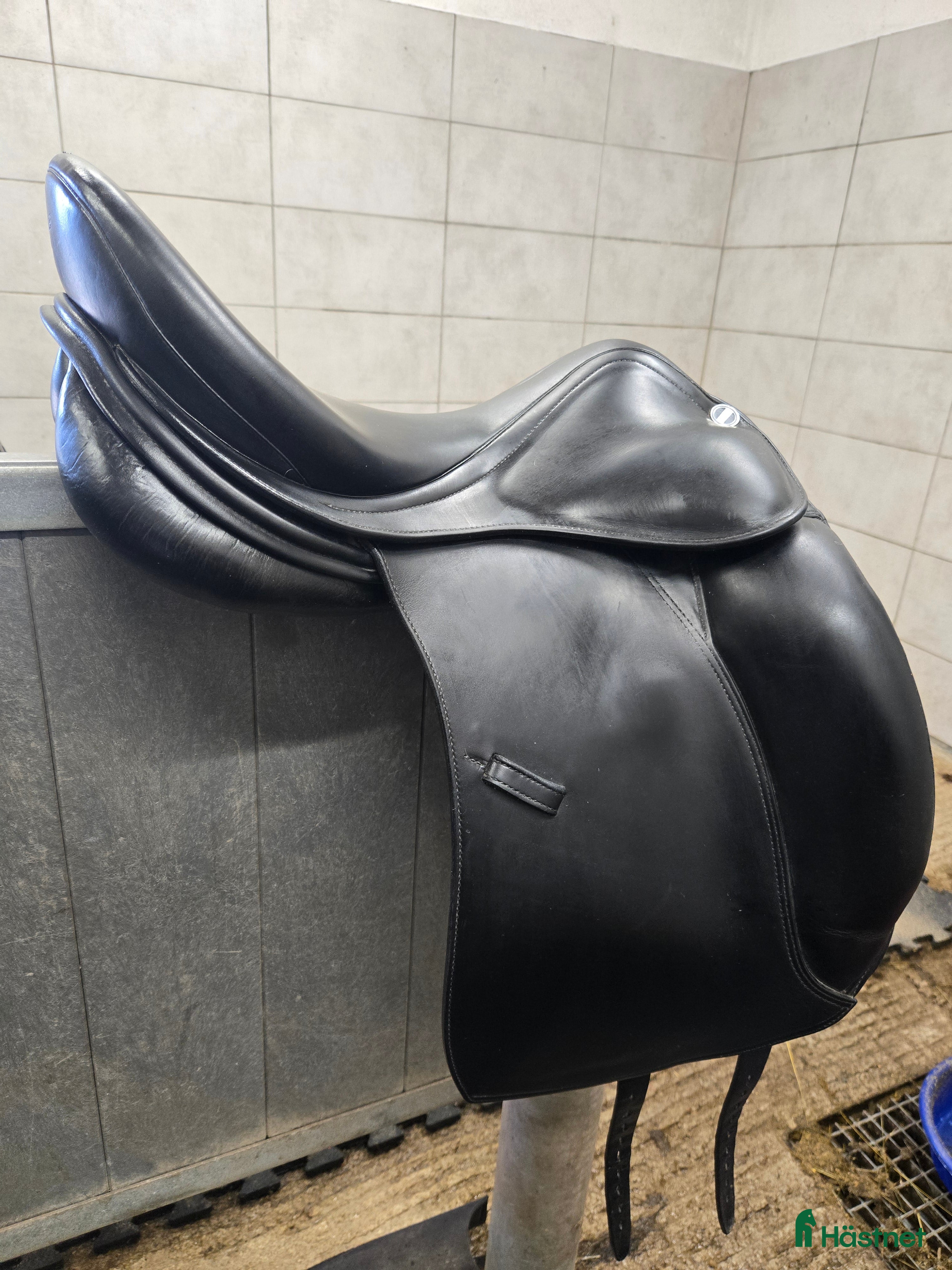 Sadlar hästutrustning till salu: Erreplus dressage i Sjöbo - Annons 15