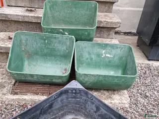 Stallinredning, stängsel & gård övrig utrustning till salu: Foder krubbor - Annons 1