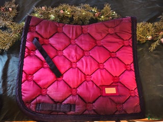 Schabrak & Vojlockar hästutrustning till salu: Tre olika dressyrschabrak i Rockneby - Annons 1