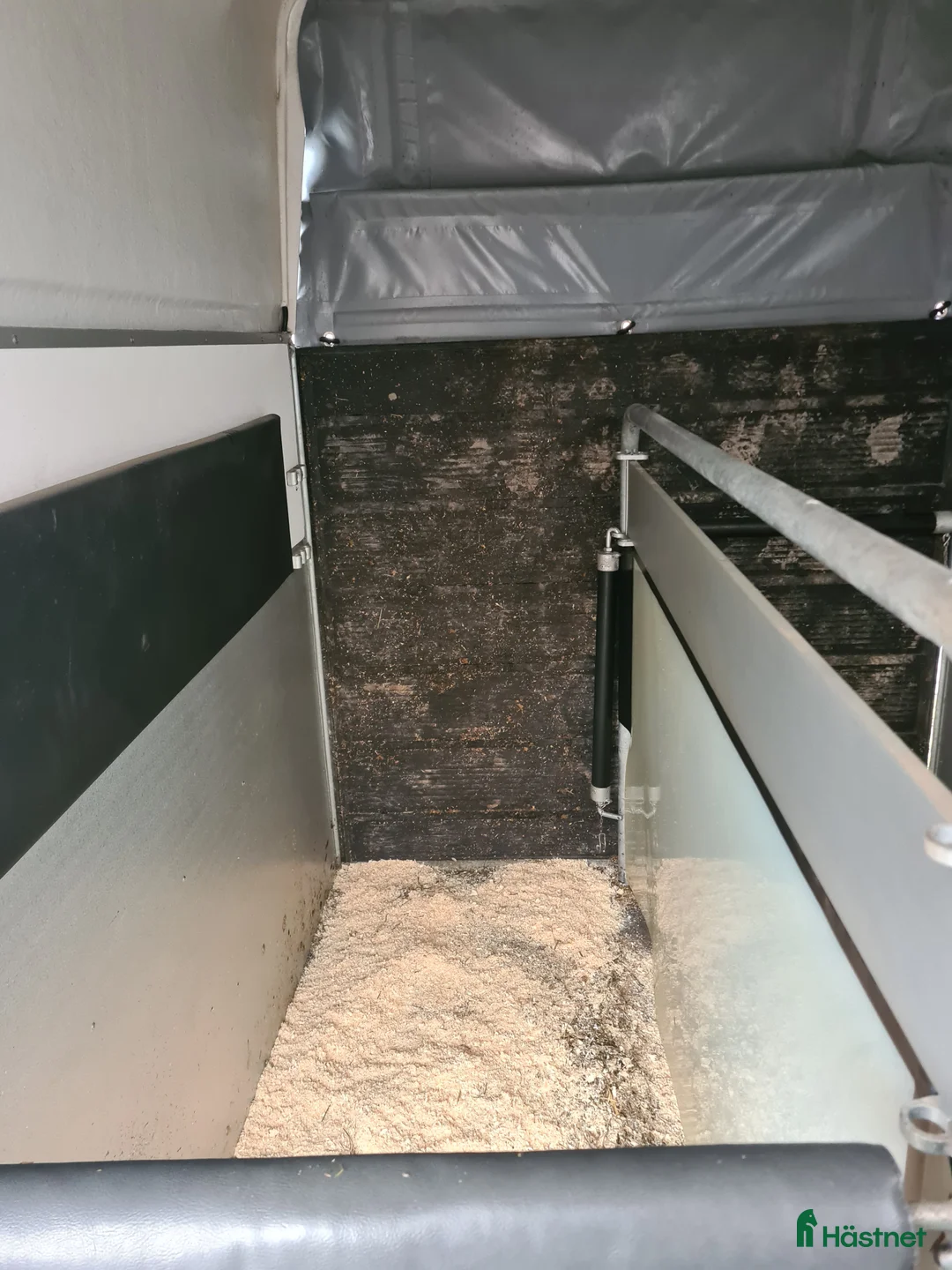 Hästtransporter  fordon & transport till salu: Mycket fin transport  i Falköping - Annons 5