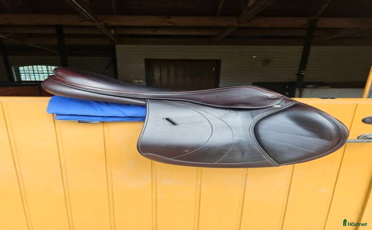 Sadlar hästutrustning till salu i Tibro - Annons 8