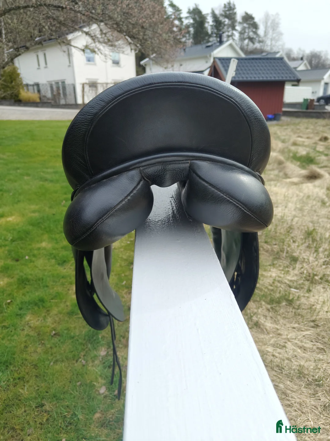 Sadlar hästutrustning till salu: Finesse Dressyrsadel i Olsfors - Annons 2