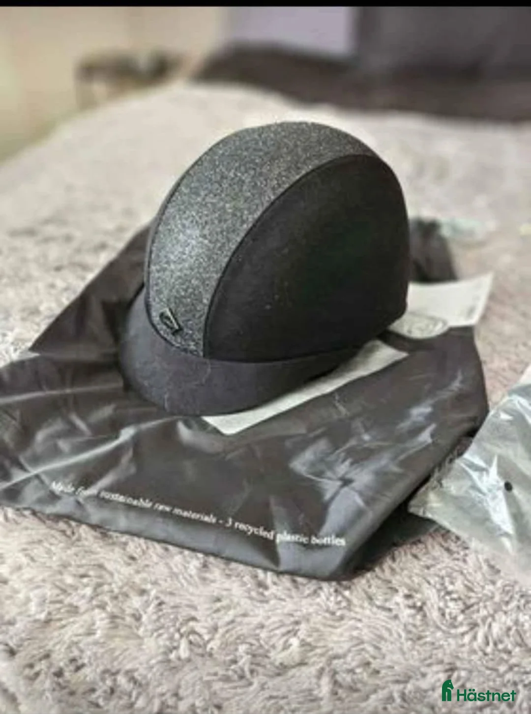 Hjälmar ryttarutrustning till salu: Ej riden I, alla lappar kvar i Grödinge - Annons 1