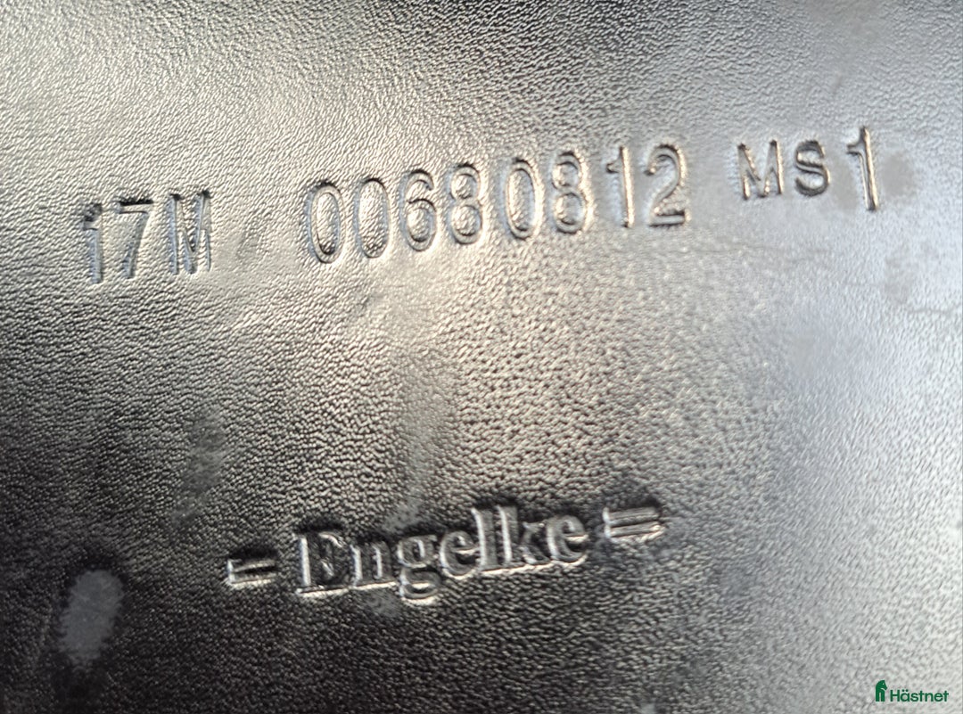 Sadlar hästutrustning till salu: Presige D1 island  i Bestorp - Annons 7