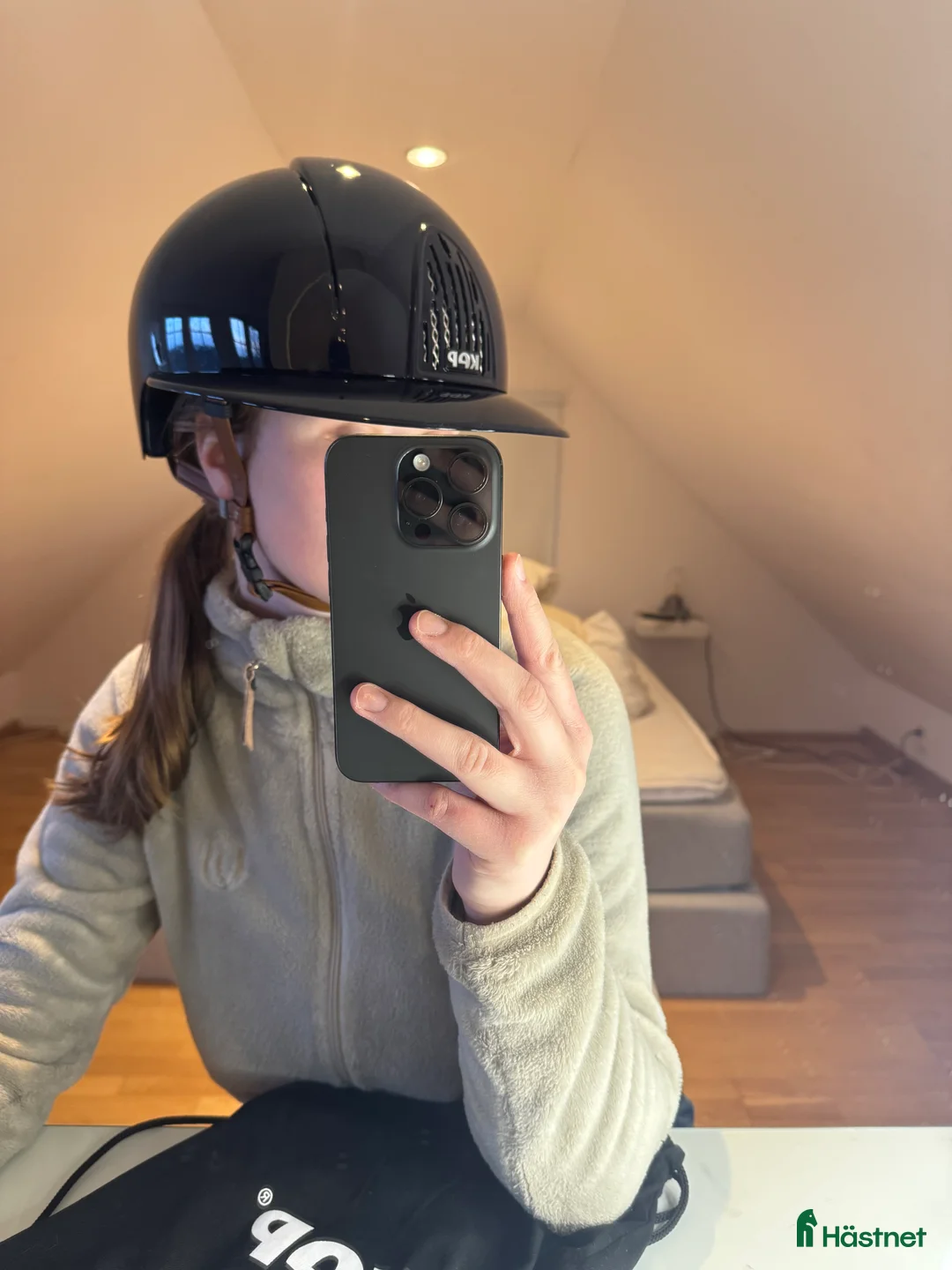 Hjälmar ryttarutrustning till salu: KEP Hjälm i Vintrie - Annons 3