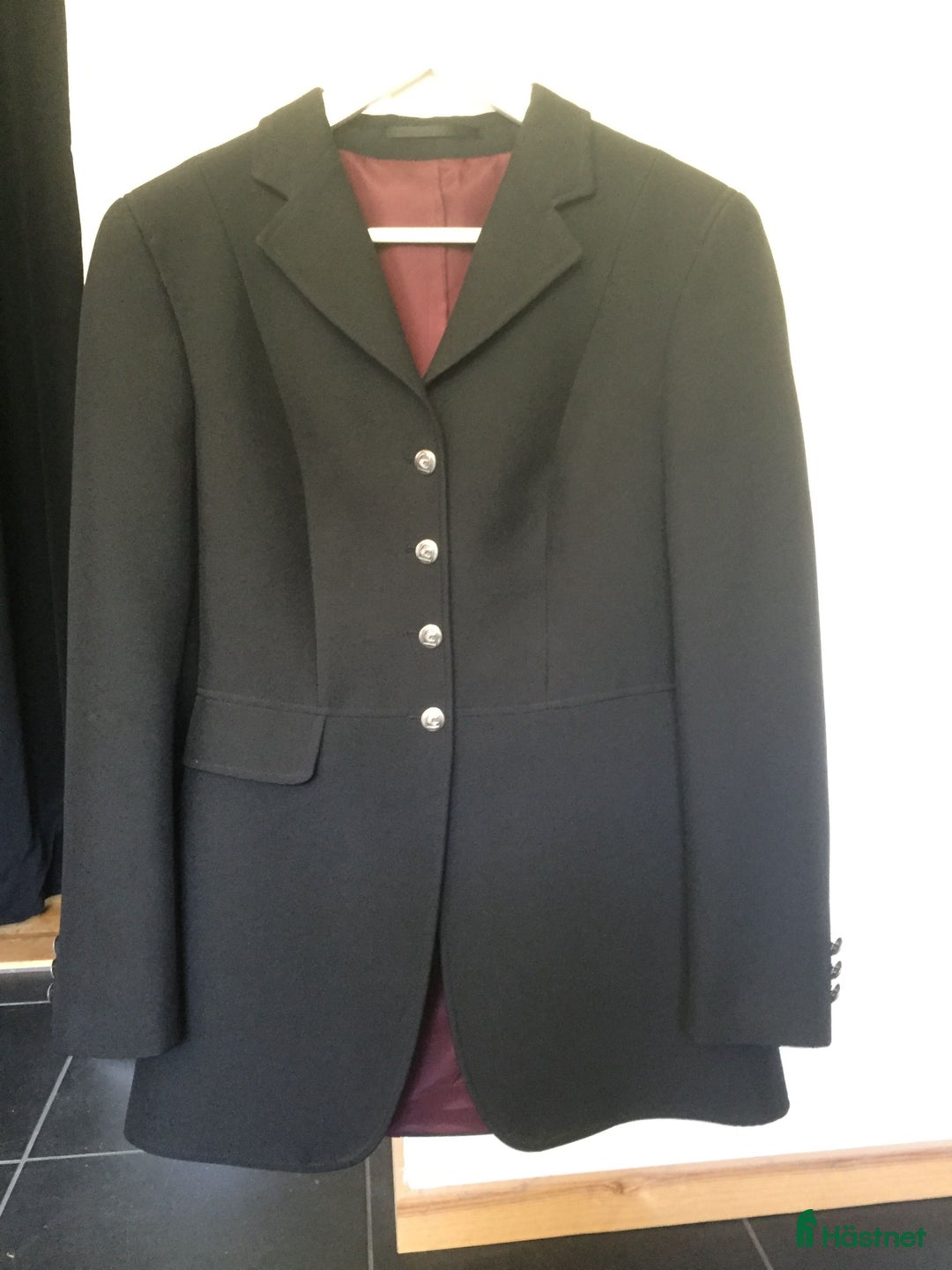 Jackor & Kavajer ryttarutrustning till salu: Pikeur Cavallo tävlingskavaj i Härryda - Annons 3