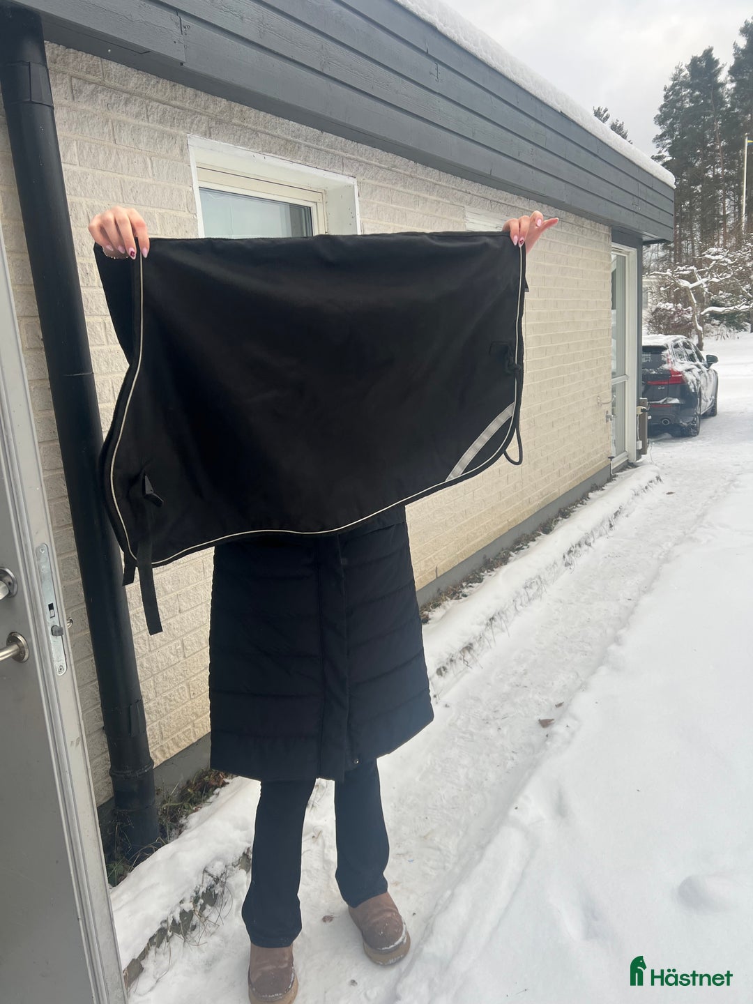 Täcken hästutrustning till salu: Diverse täcken i Växjö - Annons 6