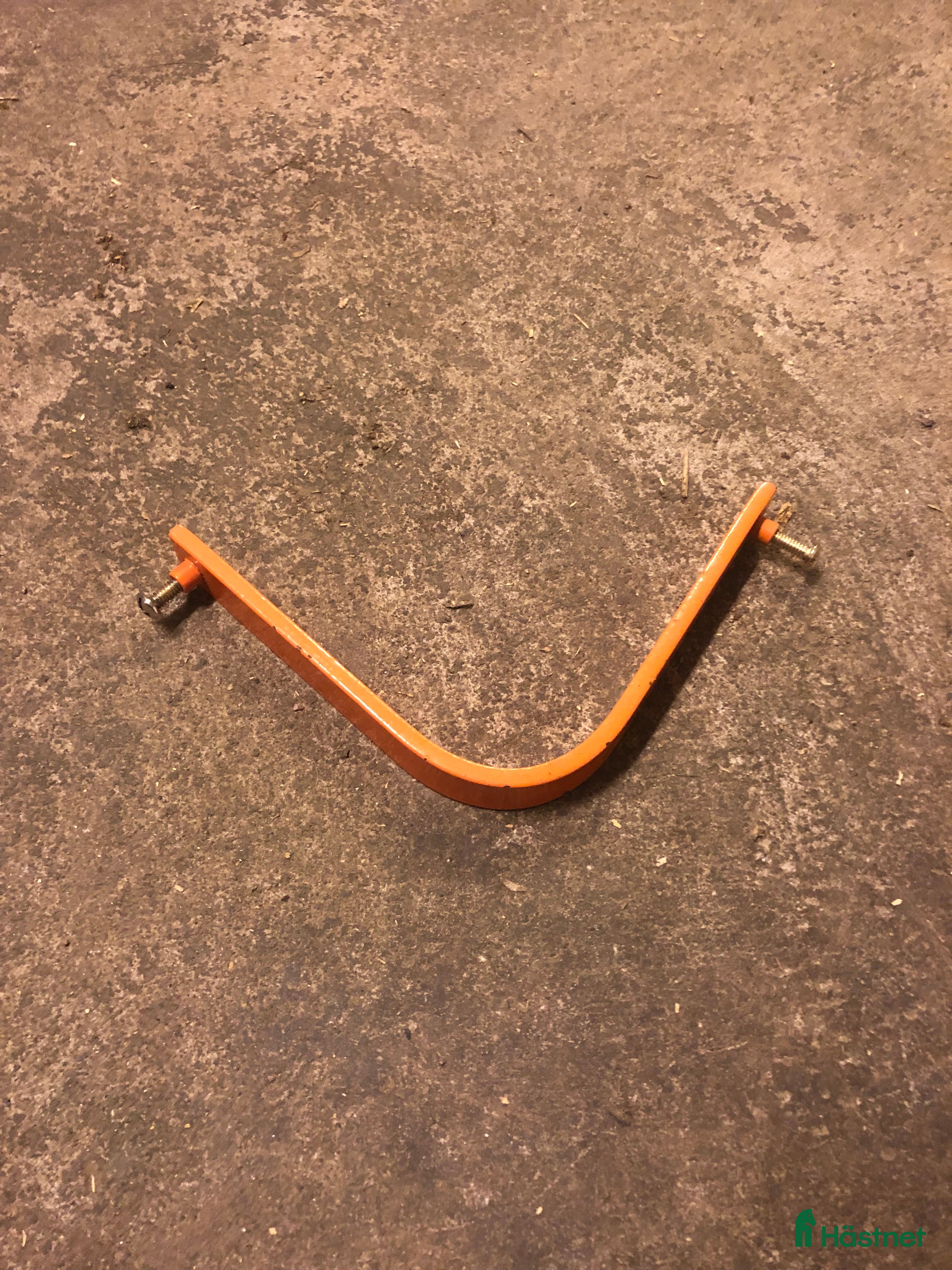 Sadeltillbehör hästutrustning till salu: Koppjärn  i Kinnarumma - Annons 1