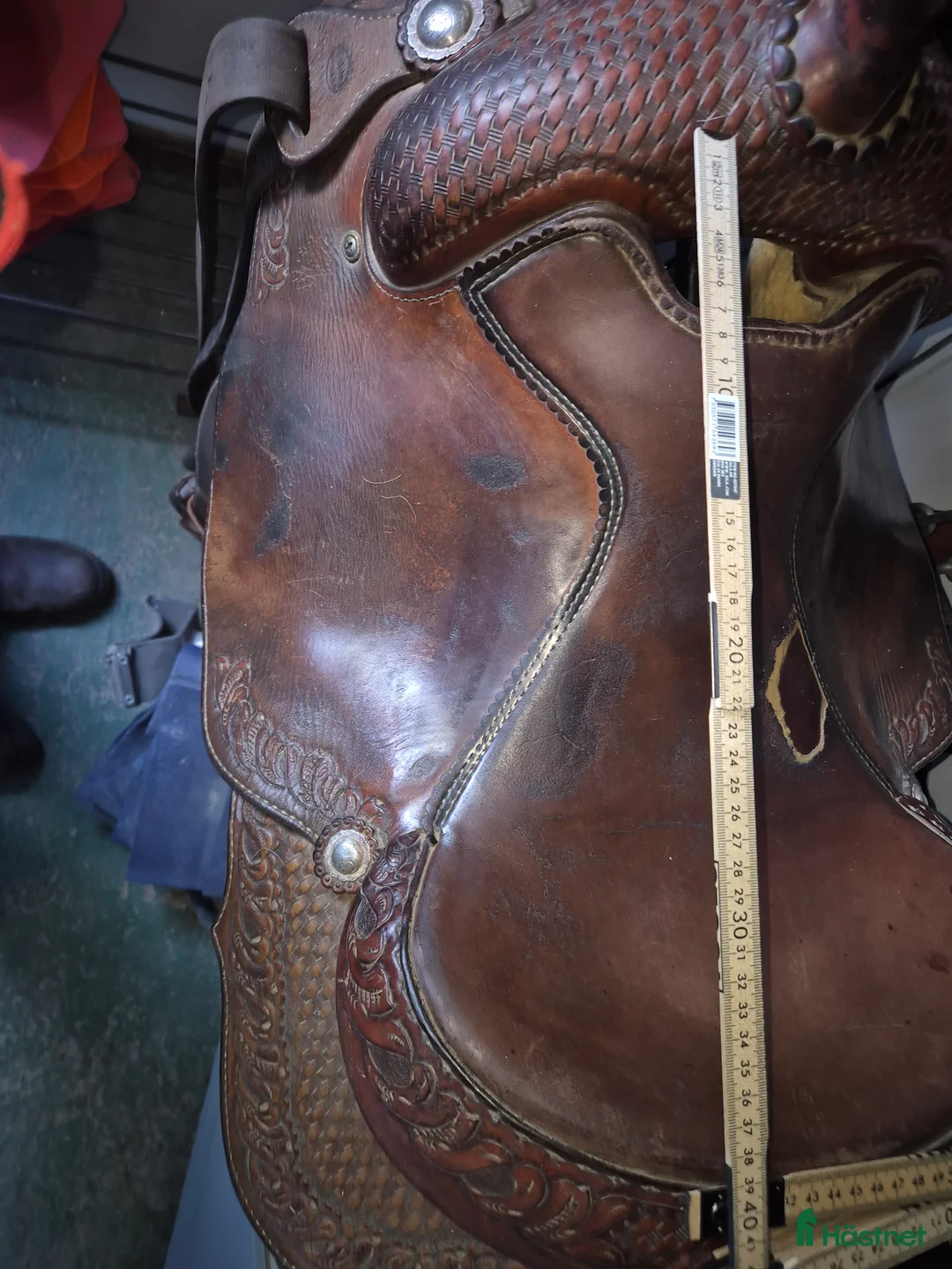 Sadlar hästutrustning till salu: Gedigen,tung westen sadel i Sunne - Annons 3