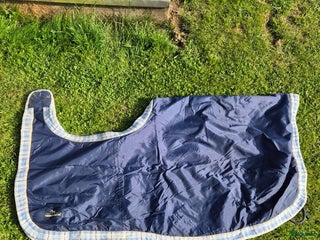 Täcken hästutrustning till salu: Fint ländetäcke i Dingle - Annons 11