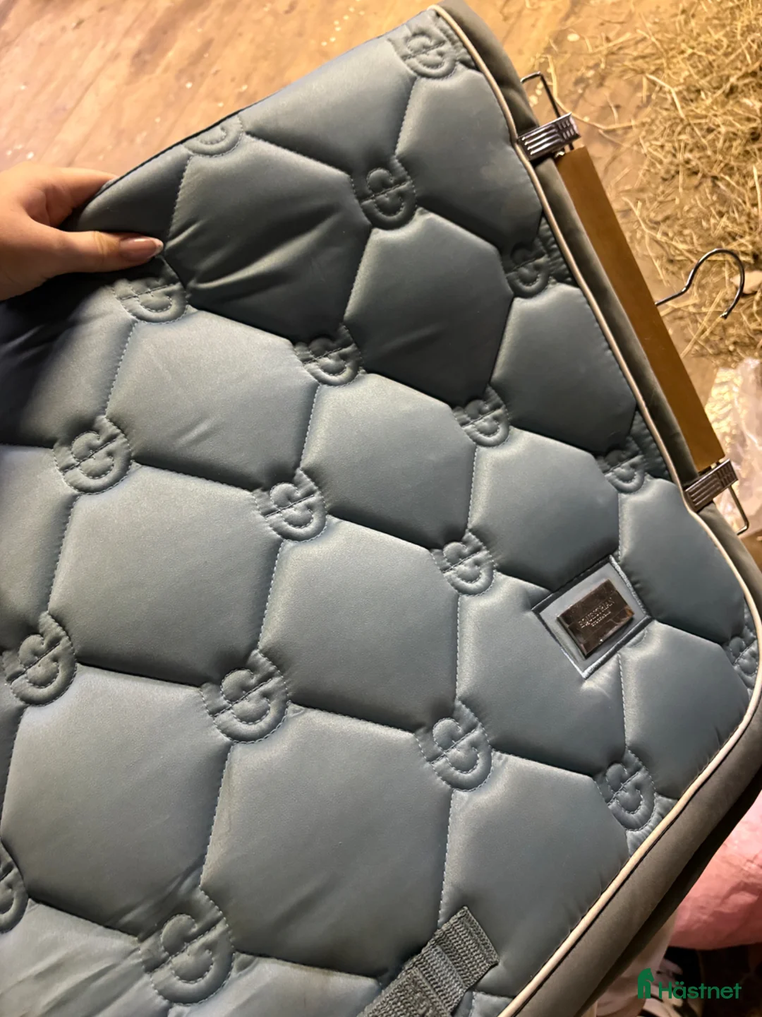 Schabrak & Vojlockar hästutrustning till salu: Es schabrak🌸 - Annons 1