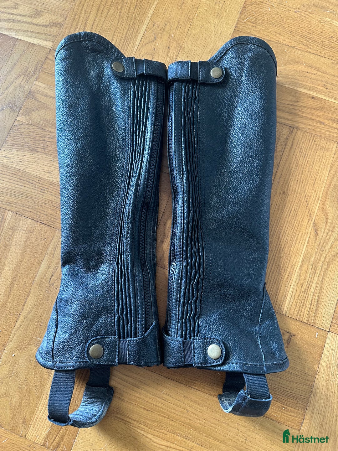 Övrigt Ridkläder ryttarutrustning till salu: Shortshaps i Fagersta - Annons 1