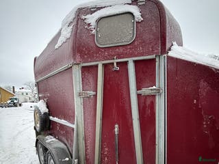 Hästtransporter fordon & transport till salu: Fin hästtransport - Annons 3
