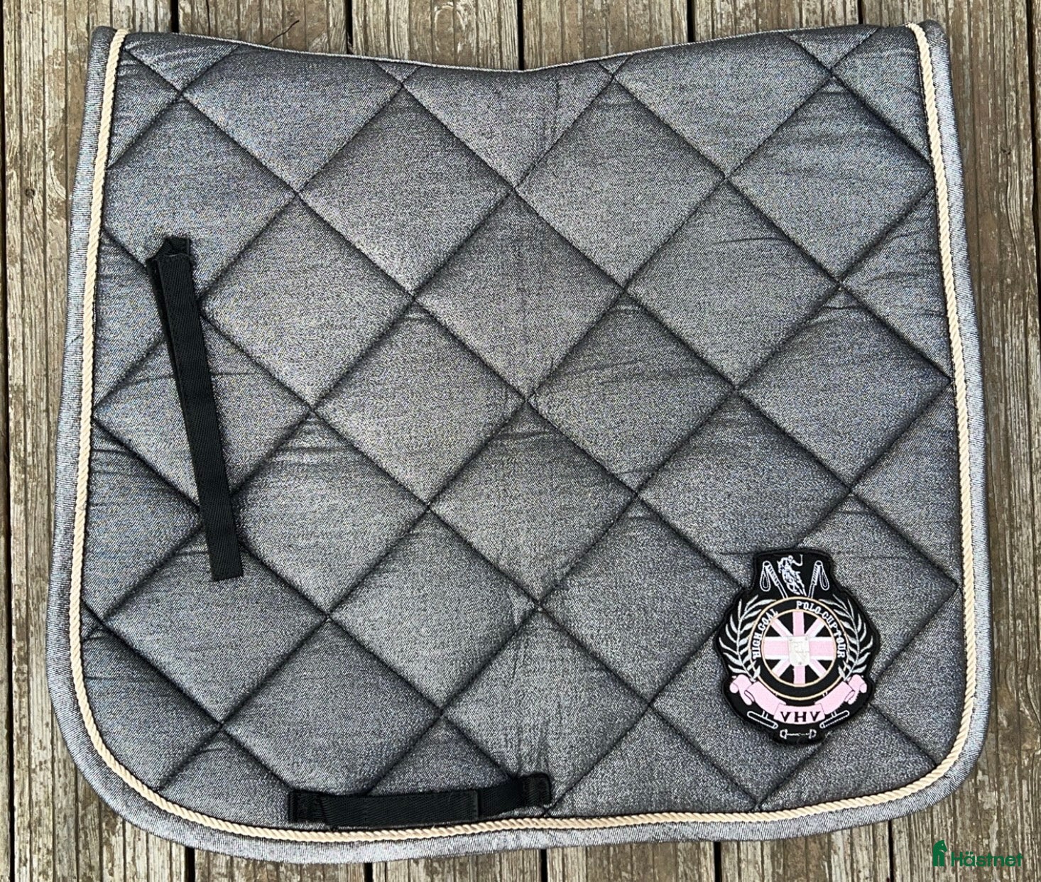 Schabrak &amp; Vojlockar hästutrustning till salu: Glittrigt Hv Polo schabrak  i Vallentuna - Annons 16