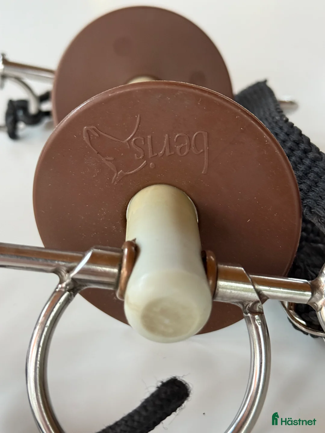 Bett hästutrustning till salu: Beris Pelham tungfrihetsbett i Saltsjö-Boo - Annons 2