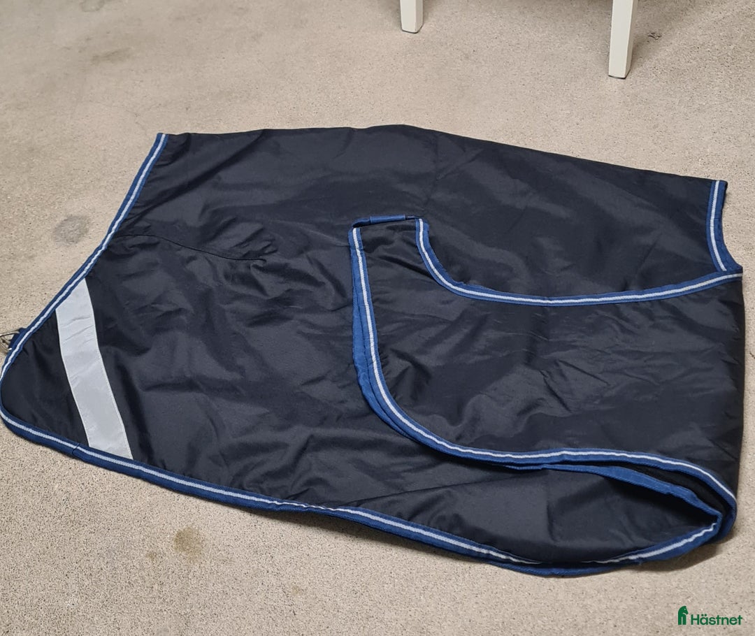 Täcken hästutrustning till salu: Länd/rid reflex täcken i Mullsjö - Annons 1