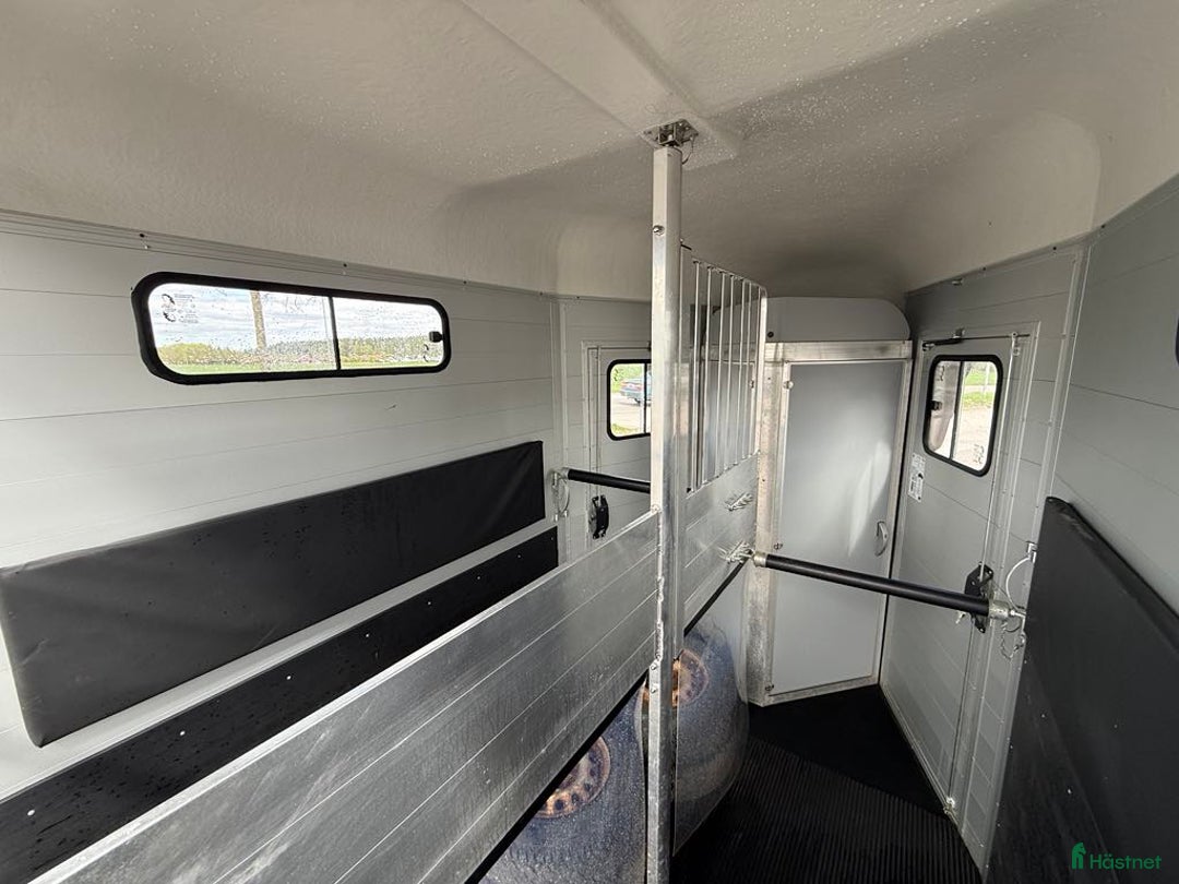 Hästtransporter  fordon & transport till salu: Fullutrustad Cheval Liberté Touring Country! i Köping - Annons 8