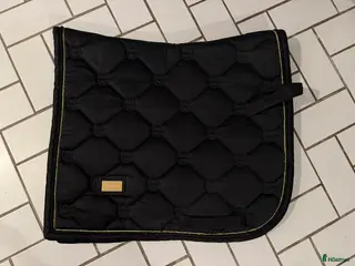 Schabrak & Vojlockar hästutrustning Equestrian Stockholm svart dressyrschabrak - Annons 4