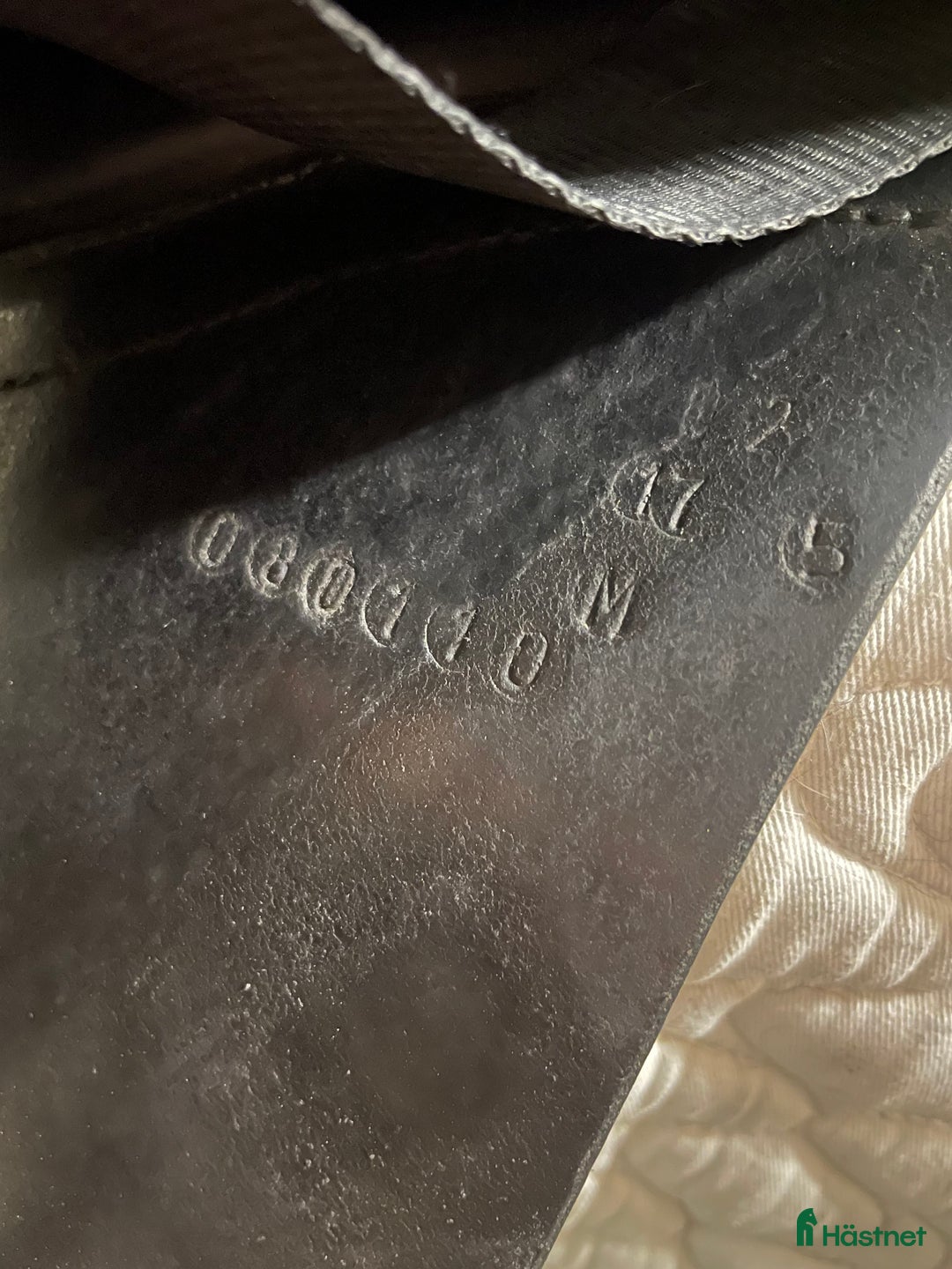 Sadlar hästutrustning till salu: Crown Saddlery Dressyrsadel Walsall i Häggenås - Annons 4