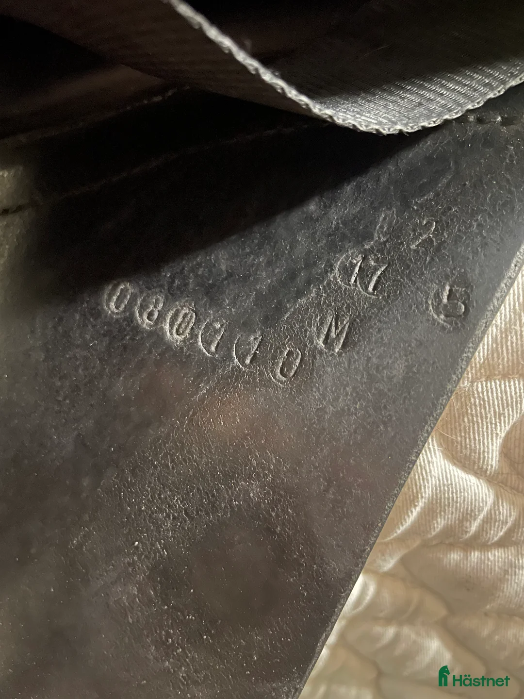 Sadlar hästutrustning till salu: Crown Saddlery Dressyrsadel Walsall i Häggenås - Annons 4