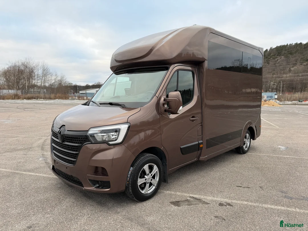 Hästlastbilar  fordon & transport till salu: Nybyggd Hästbuss med V-Galler i Partille - Annons 6