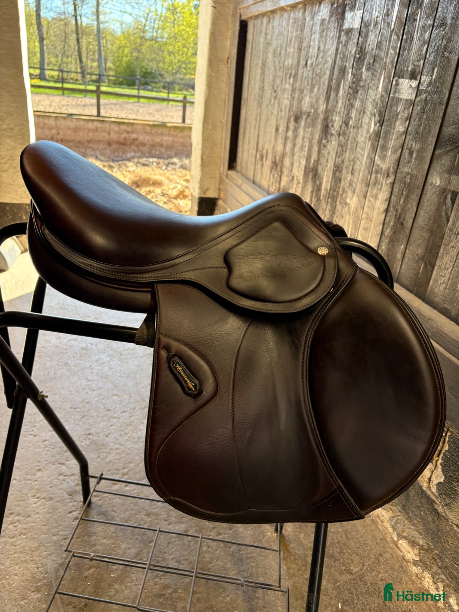 Sadlar hästutrustning Amerigo Dj largo - Annons 1