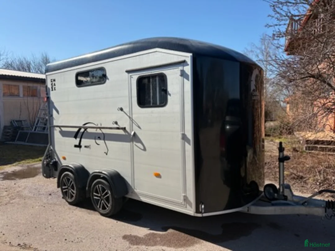 Hästtransporter  fordon & transport till salu: Cheval liberte Multimax, helaluminium  - Annons 1