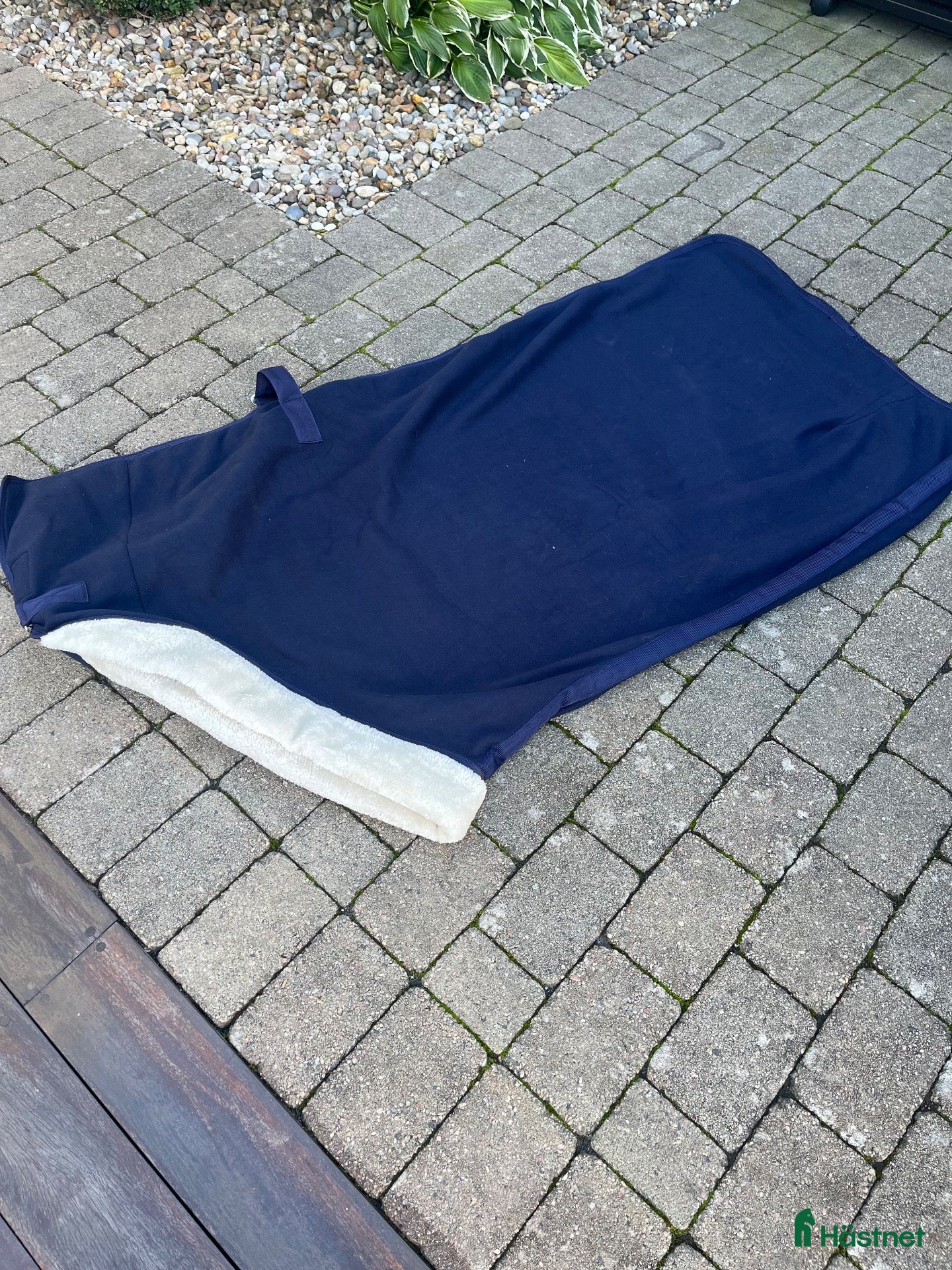 Täcken hästutrustning till salu: Fleecetäcke 125 - Annons 1