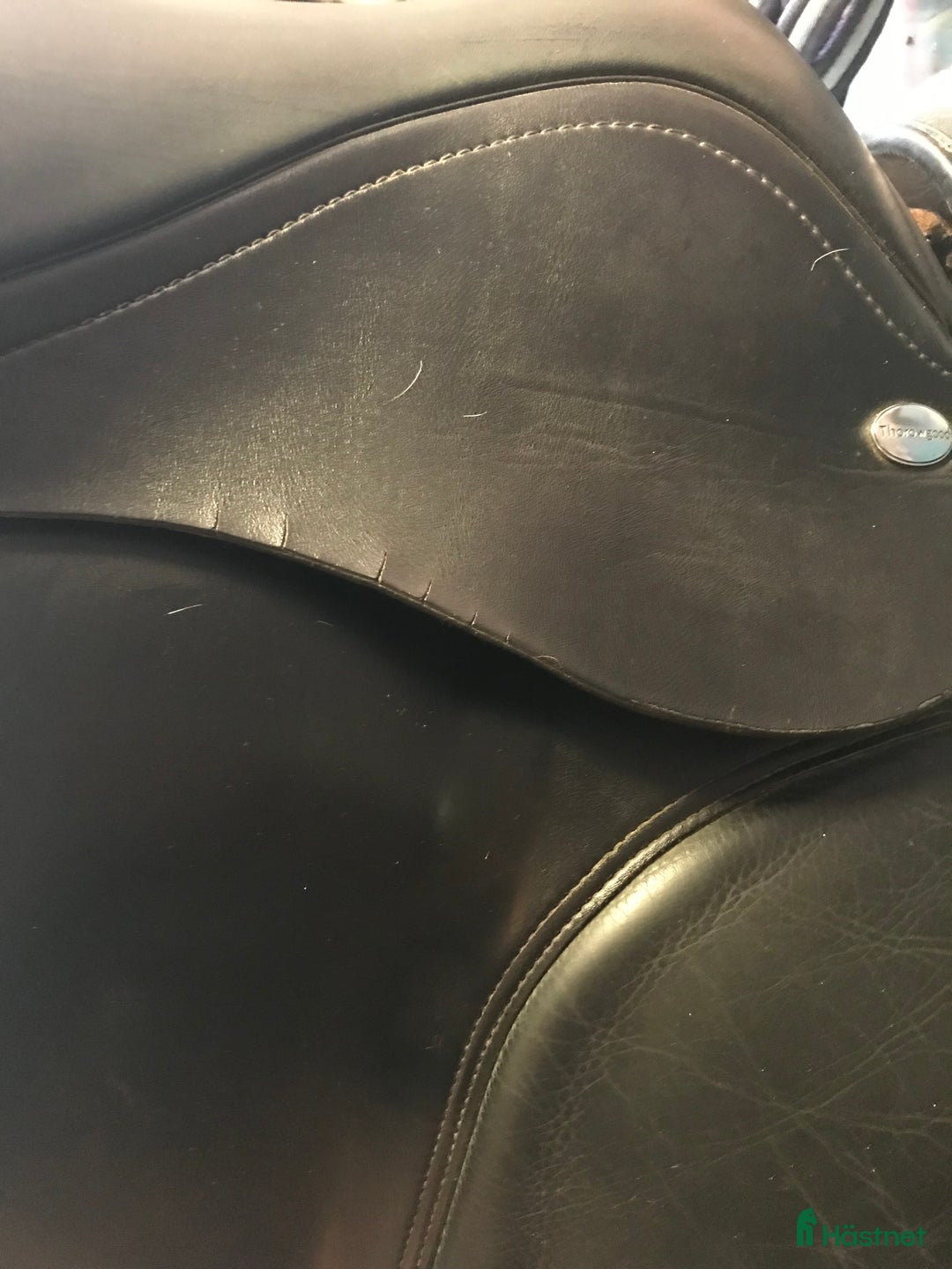 Sadlar hästutrustning till salu: Thorowgood dressyr sadel i Lycke - Annons 2