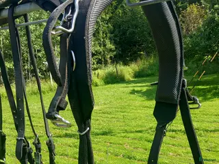 Körselar körning till salu: Ideal maraton webtech xfull-shire i Klässbol - Annons 1