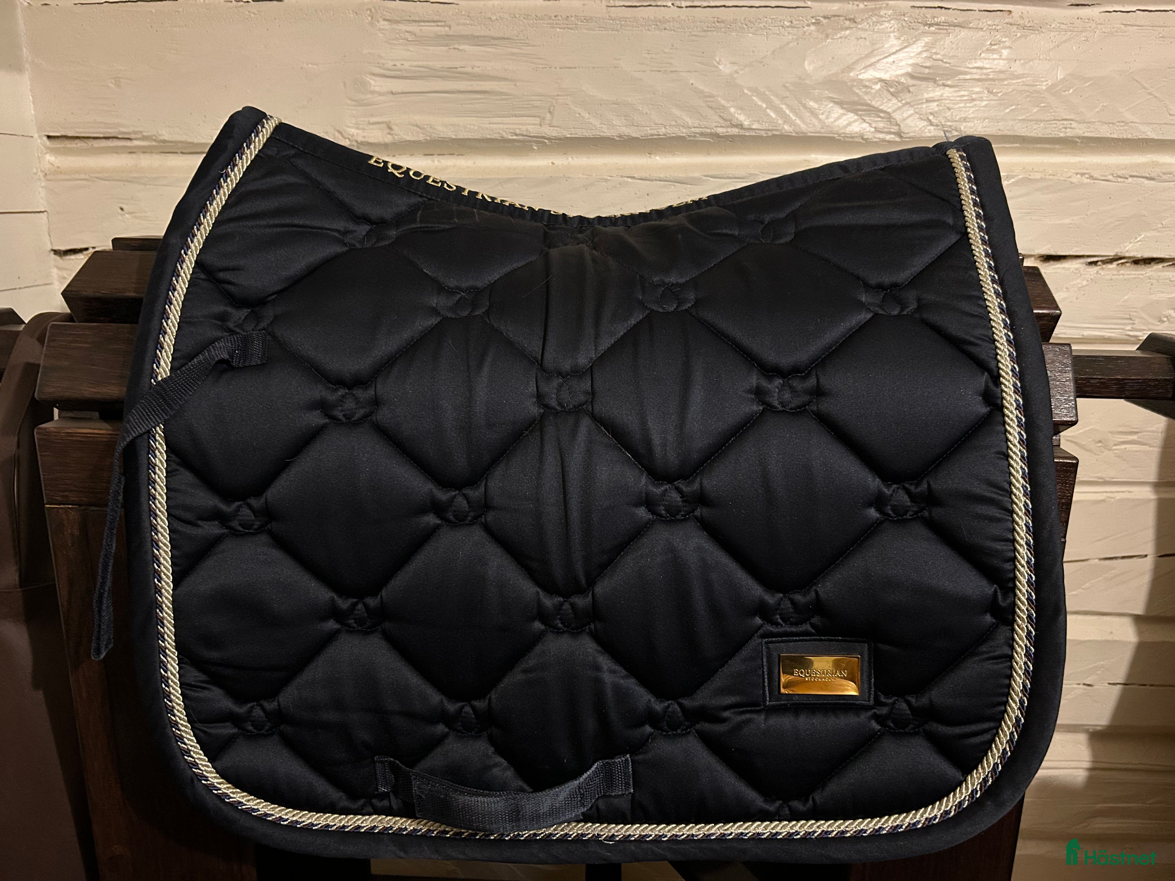 Schabrak & Vojlockar hästutrustning till salu: Equestrian Stockholm i Bollebygd - Annons 4