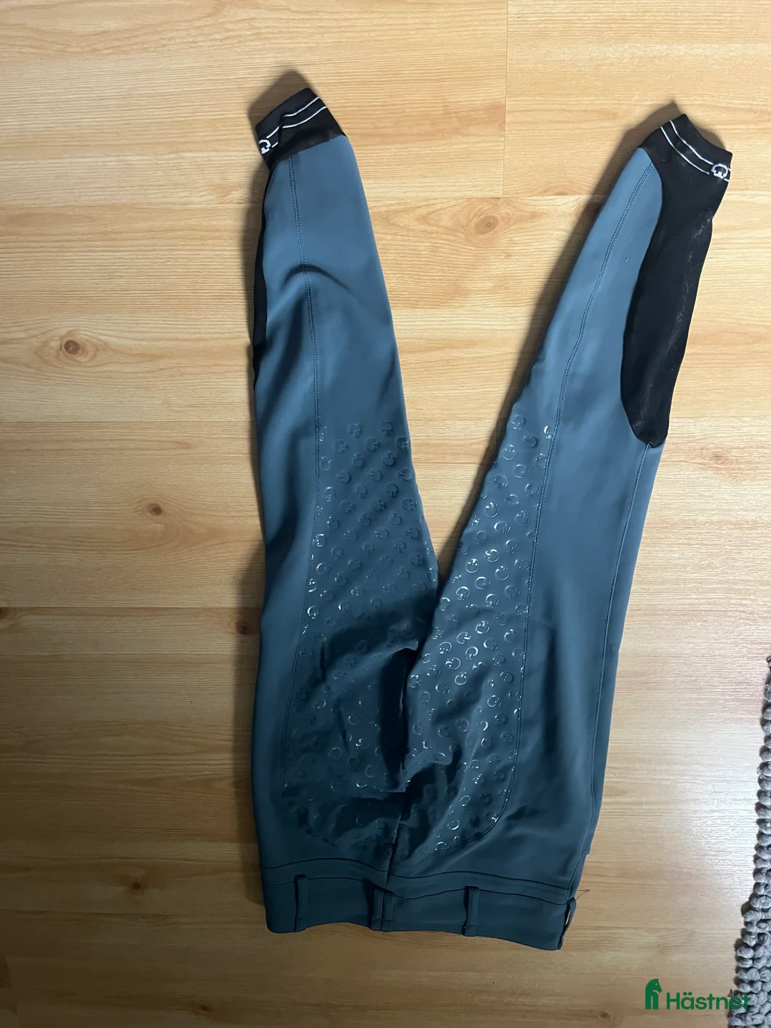 Ridbyxor ryttarutrustning till salu: Cavalleria Toscana ridbyxor  i Värnamo - Annons 2