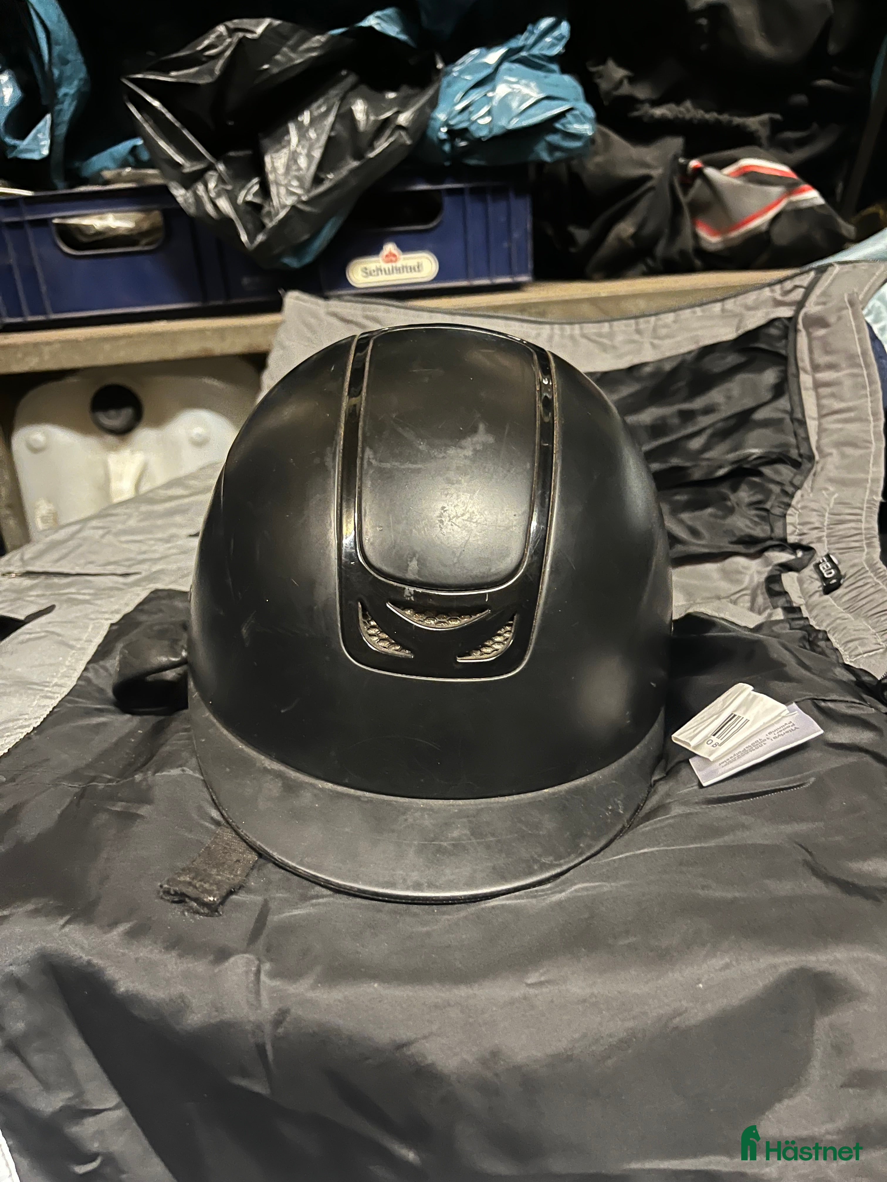 Hjälmar ryttarutrustning till salu: Jh collection hjälm  i Norrköping - Annons 19