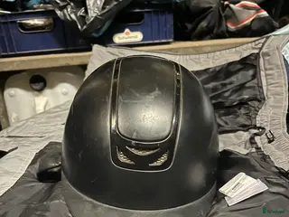 Hjälmar ryttarutrustning till salu: Jh collection hjälm - Annons 1