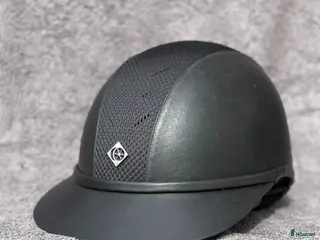 Hjälmar ryttarutrustning till salu: Helt ny Charles Owen SP8 Plus - Annons 3