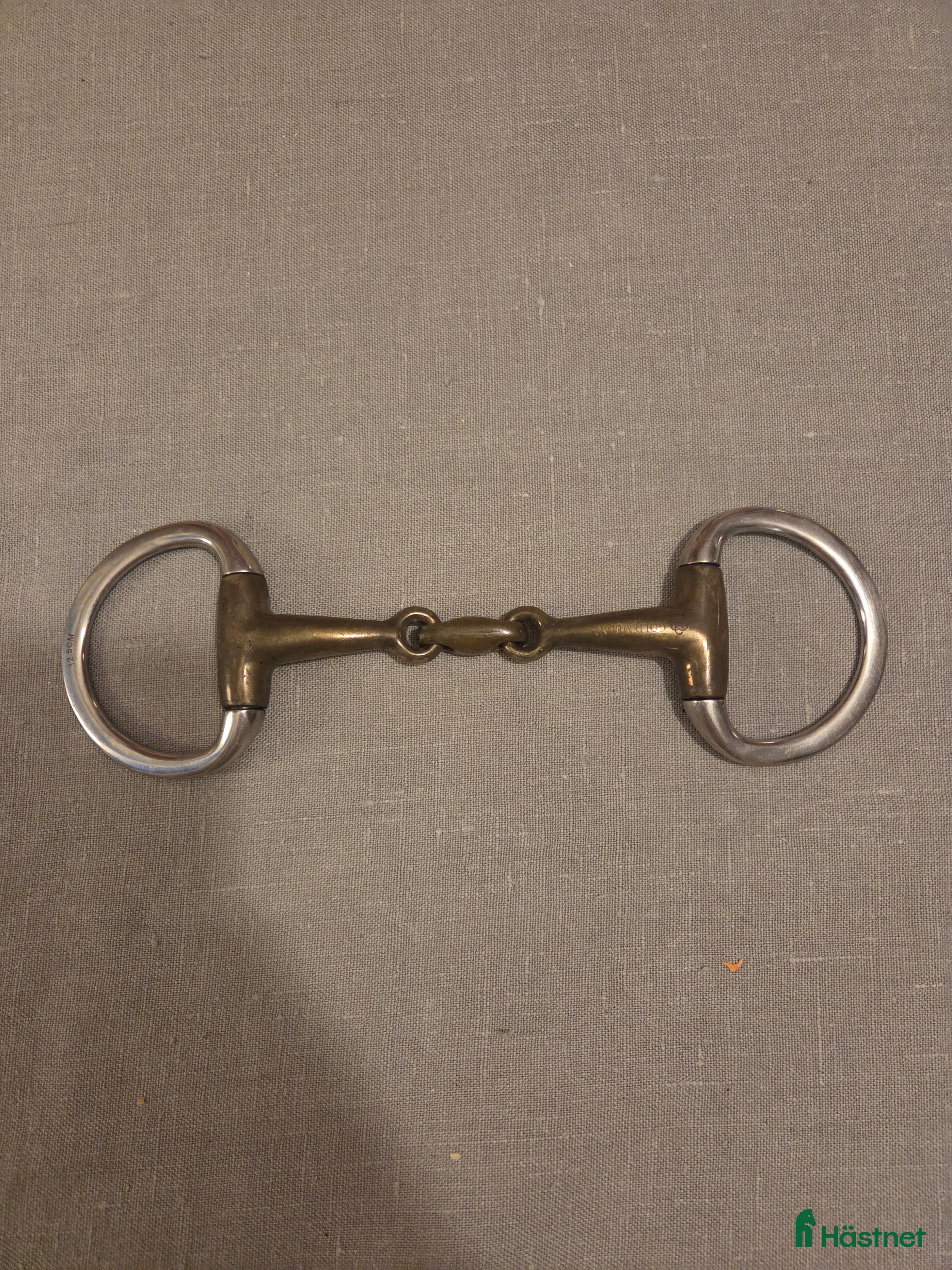 Bett hästutrustning till salu: Tredelat eggbett i Vintrosa - Annons 15