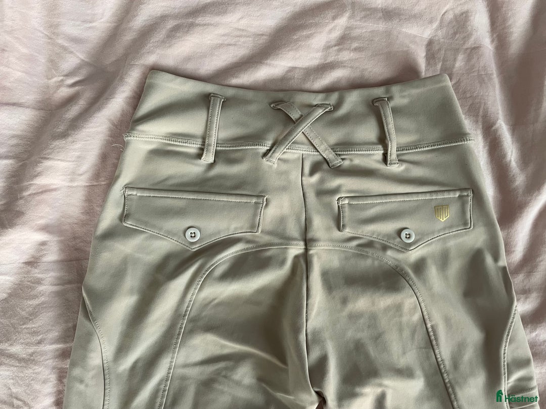 Ridbyxor ryttarutrustning till salu: Ridbyxor  i Lysekil - Annons 3