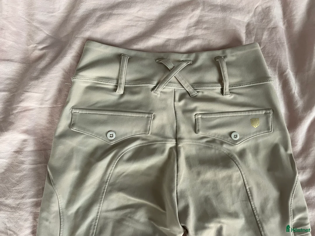 Ridbyxor ryttarutrustning till salu: Ridbyxor  i Lysekil - Annons 3