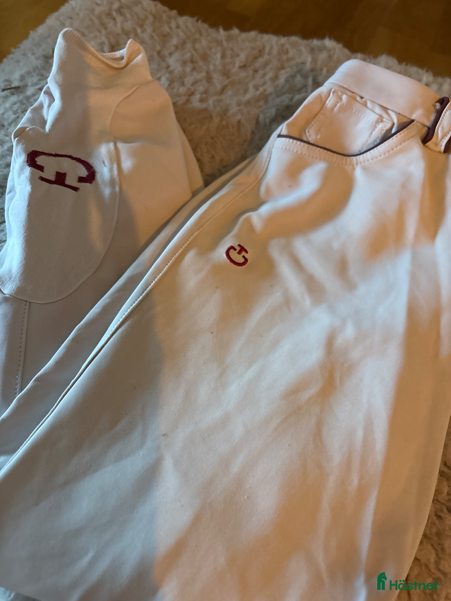 Ridbyxor ryttarutrustning till salu: Fina vita ridbyxor 🌸 - Annons 1